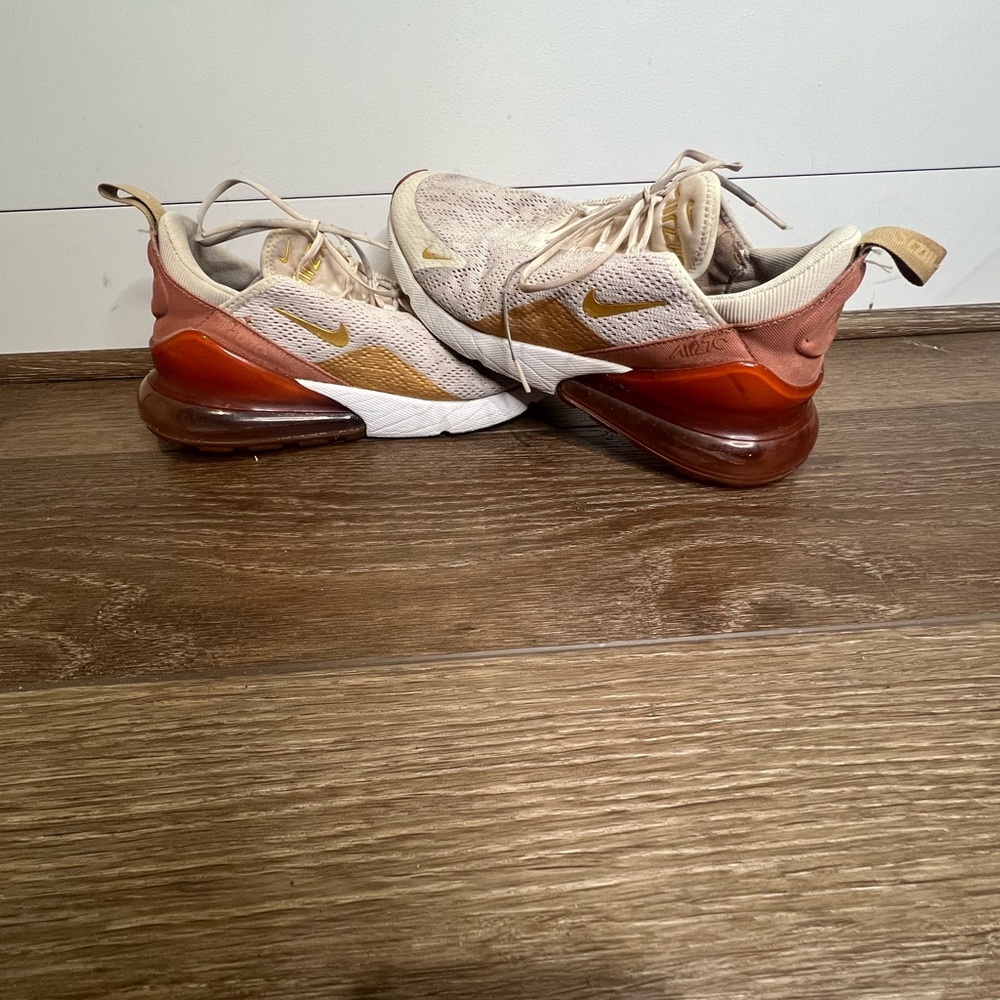Nike Air Max 270 W Light Cream